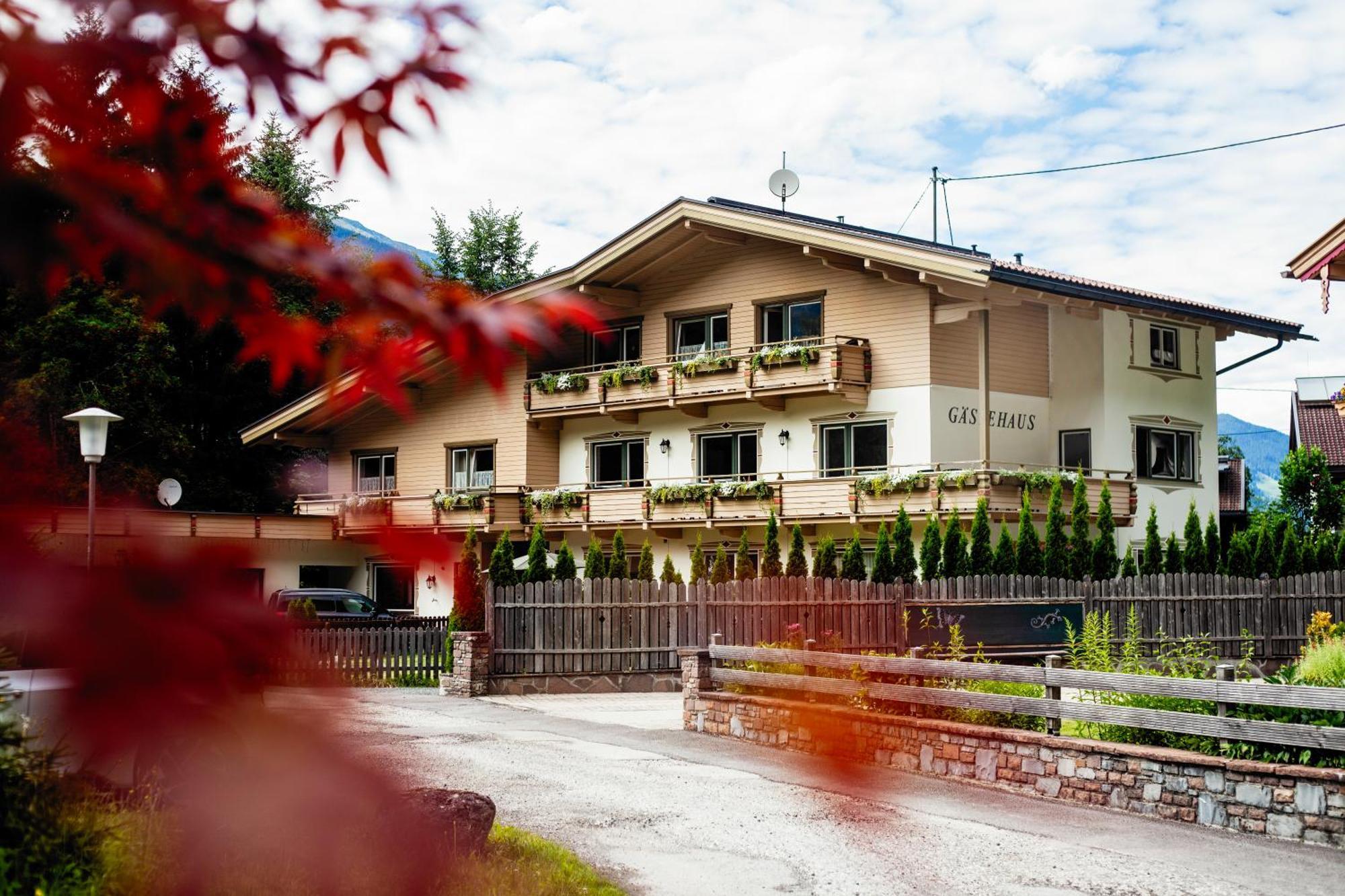 Pinetree Lodge מאיירהופן מראה חיצוני תמונה