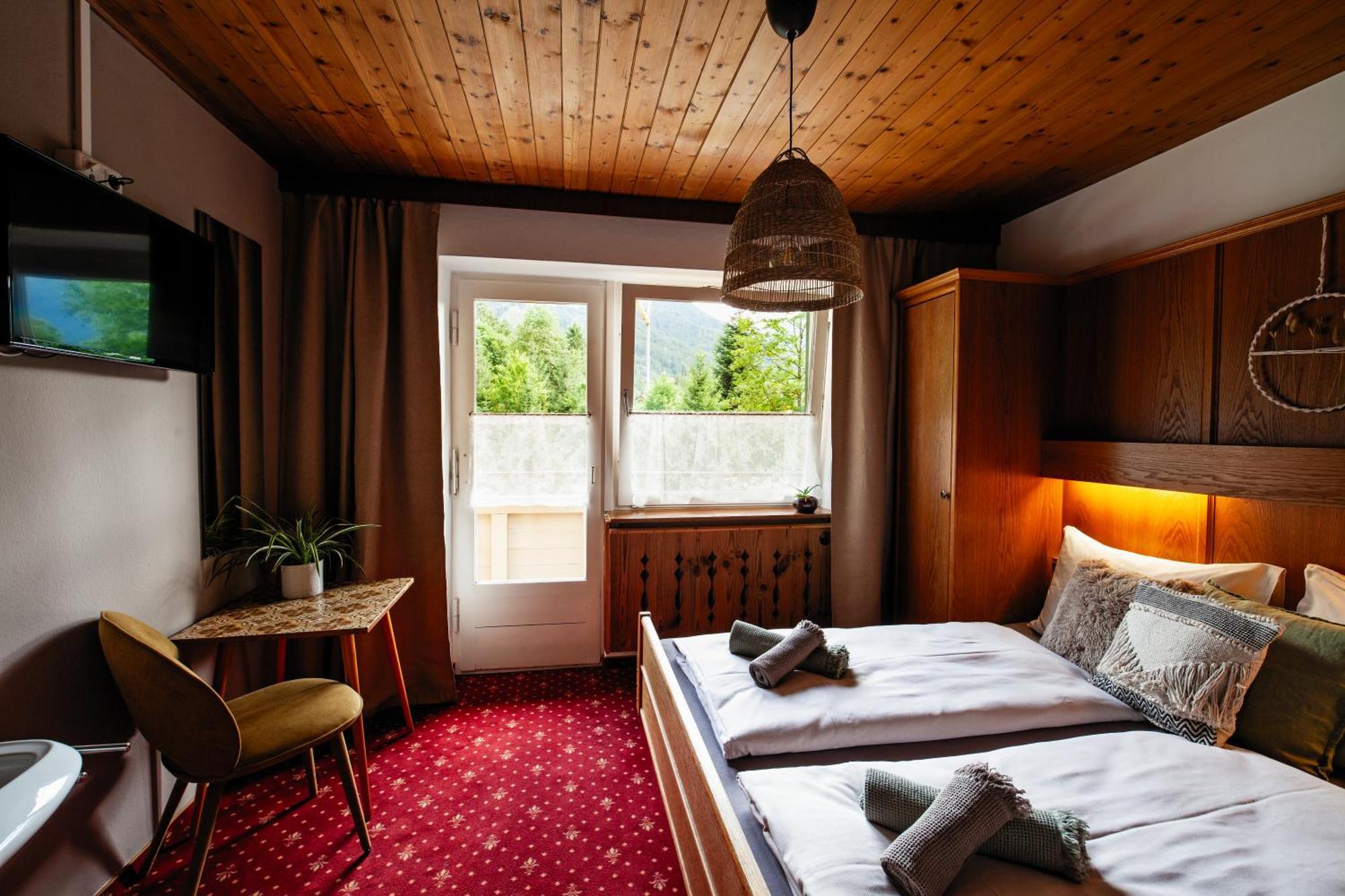 Pinetree Lodge מאיירהופן מראה חיצוני תמונה