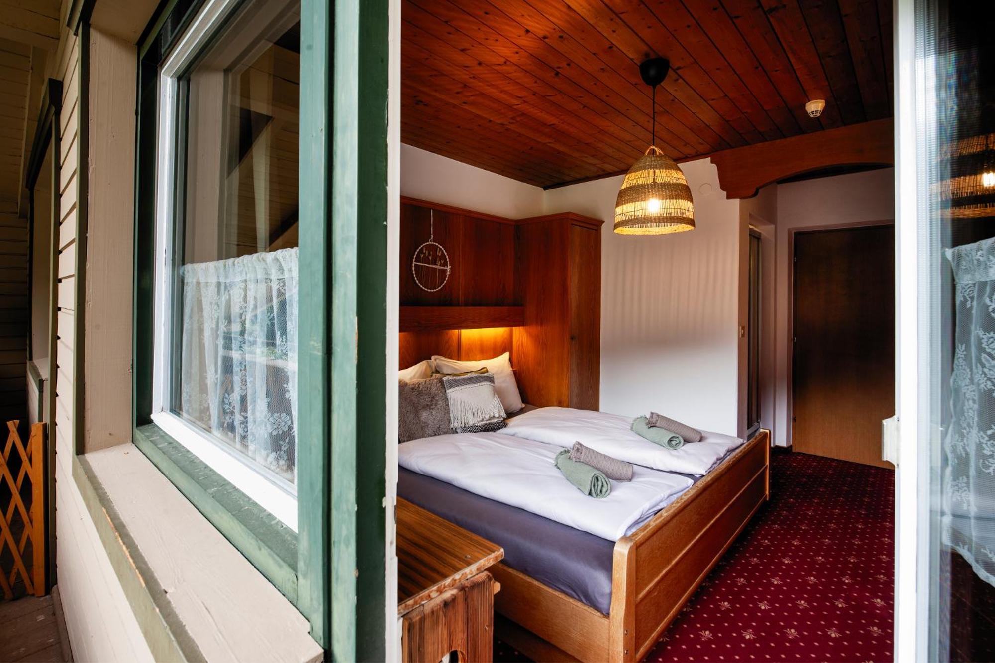 Pinetree Lodge מאיירהופן מראה חיצוני תמונה
